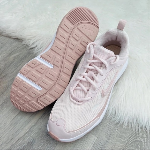 NWT Nike Air Max AP Women’s Shoes - Picture 3 of 8